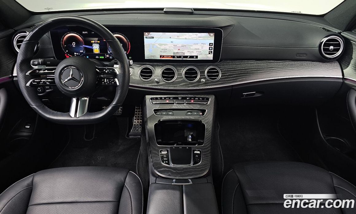 Mercedes Benz E-Class E350 4MATIC AMG Line