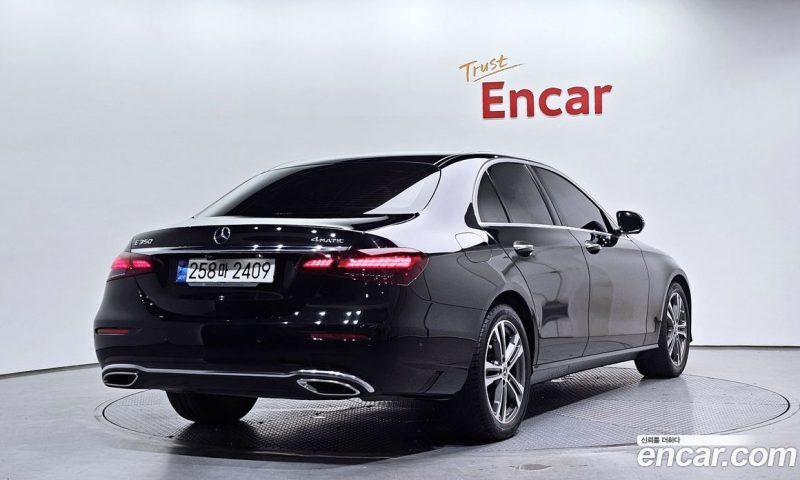 Mercedes Benz E-Class E350 4MATIC Avantgarde
