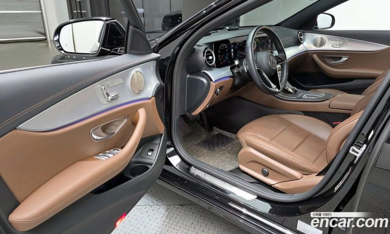 Mercedes Benz E-Class E350 4MATIC Avantgarde