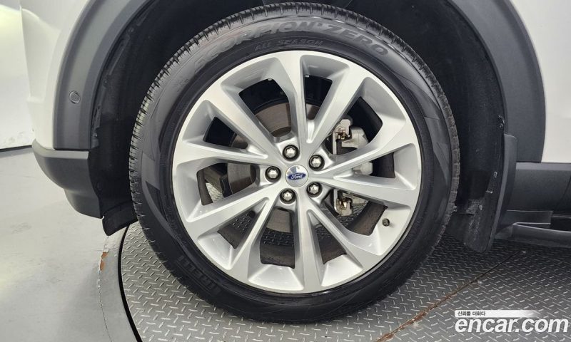 Ford Explorer 3.0 Platinum 4WD