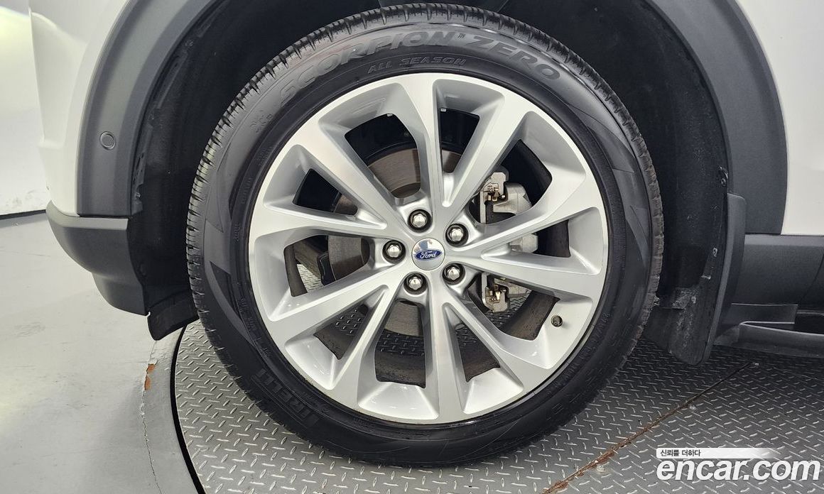 Ford Explorer 3.0 Platinum 4WD