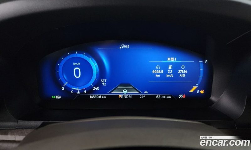 Ford Explorer 3.0 Platinum 4WD