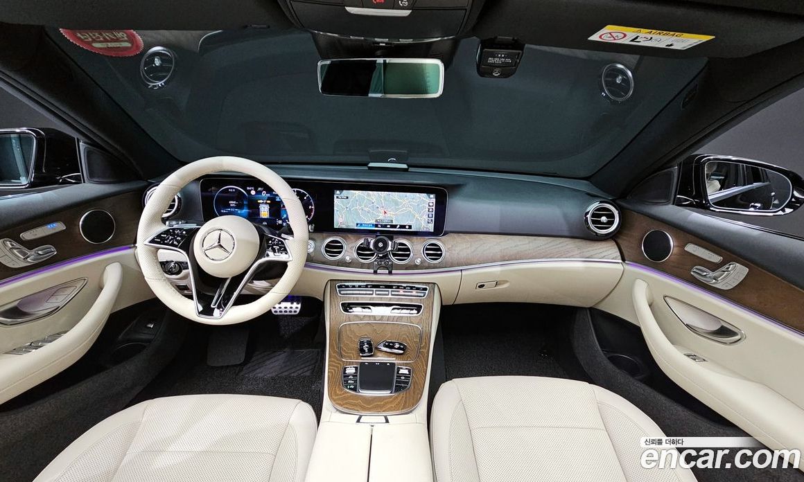 Mercedes Benz E-Class E220d 4MATIC Exclusive