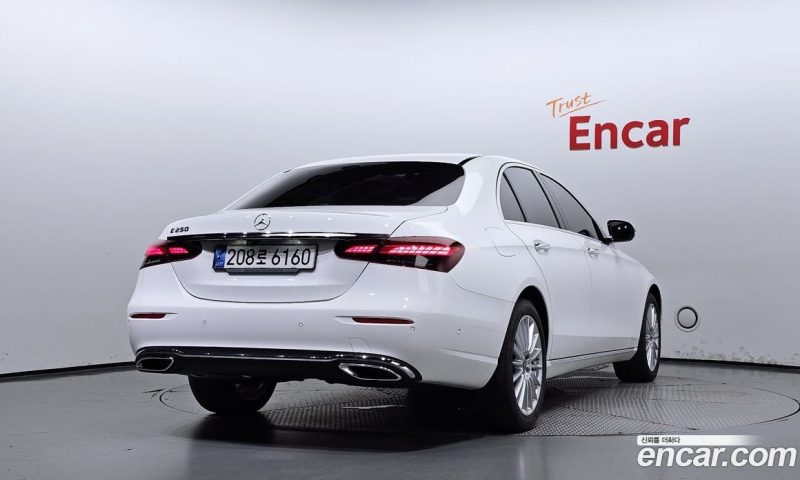 Mercedes Benz E-Class E250 Exclusive