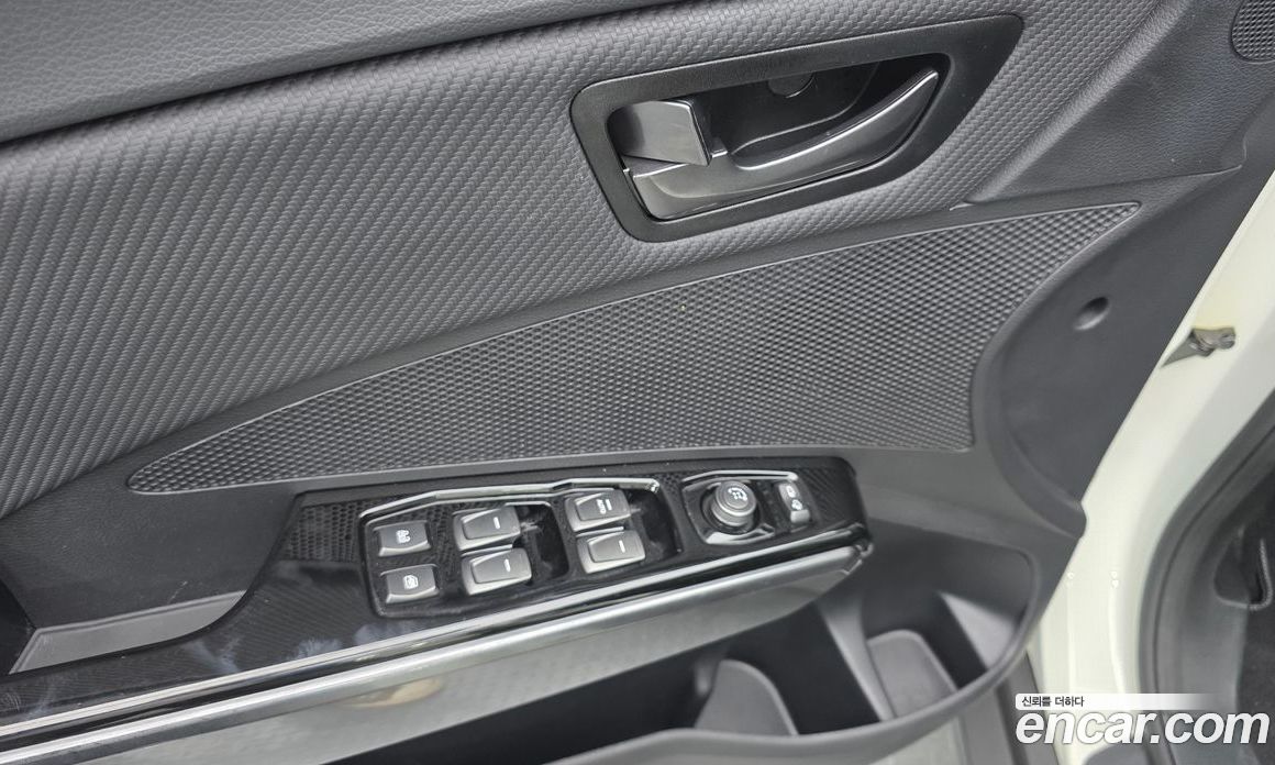 SsangYong Tivoli Gasoline 1.5 2WD