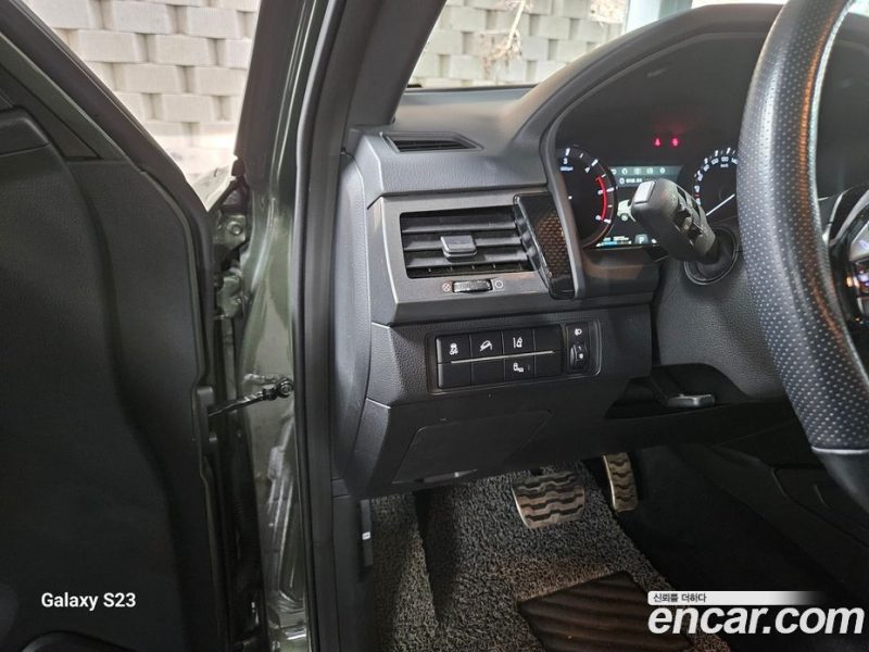 SsangYong Rexton Diesel 2.2 4WD
