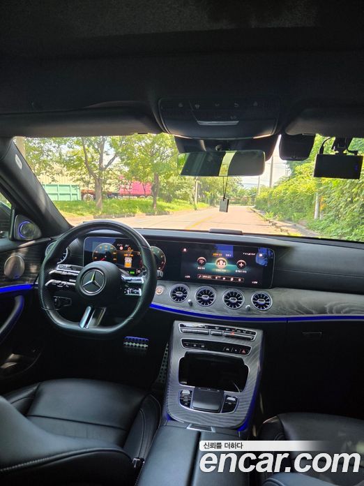 Mercedes Benz E-Class E350 4MATIC AMG Line