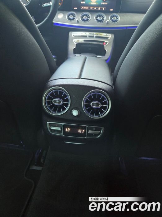 Mercedes Benz E-Class E350 4MATIC AMG Line