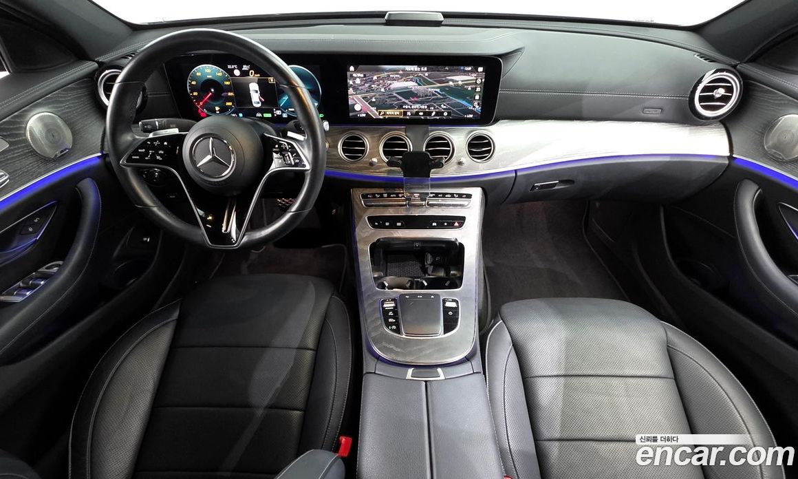 Mercedes Benz E-Class E350 4MATIC Avantgarde