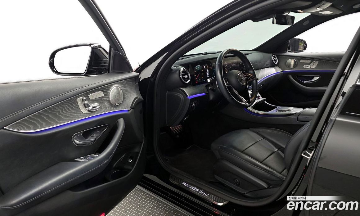 Mercedes Benz E-Class E350 4MATIC Avantgarde