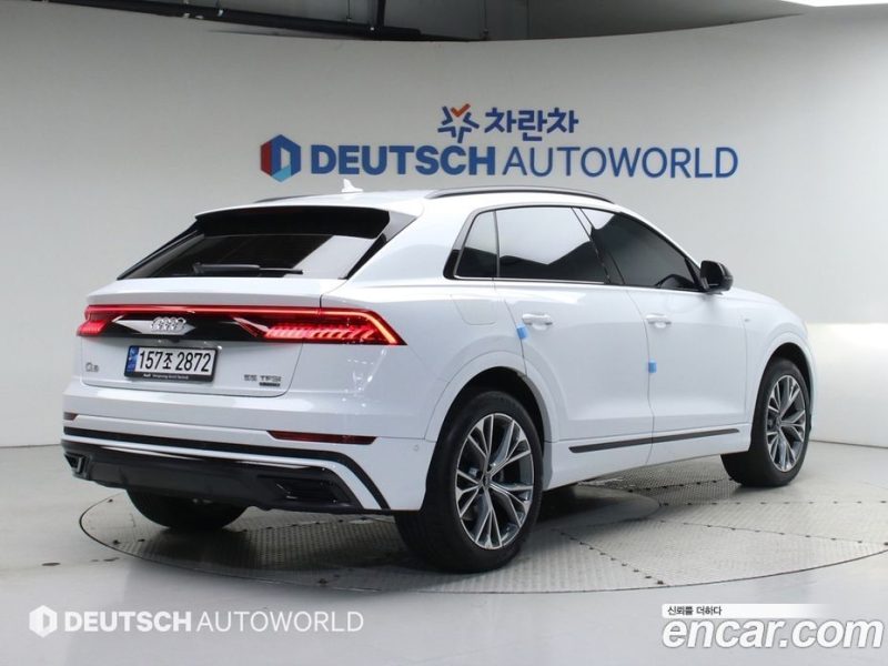 Audi Q8 55 TFSI Quattro Premium