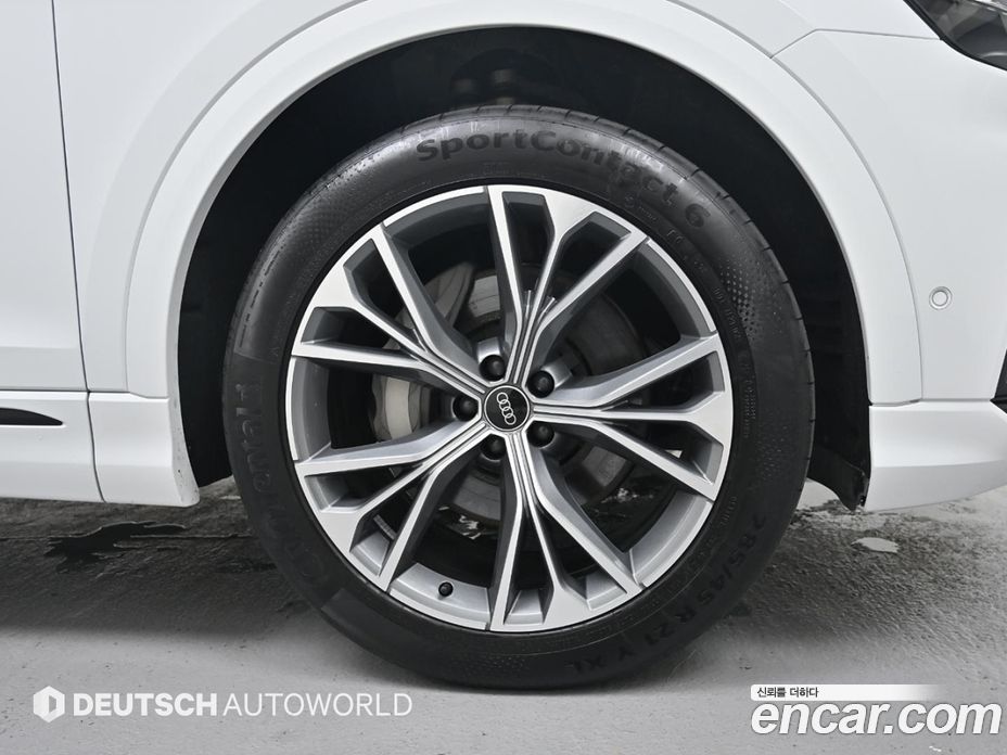 Audi Q8 55 TFSI Quattro Premium