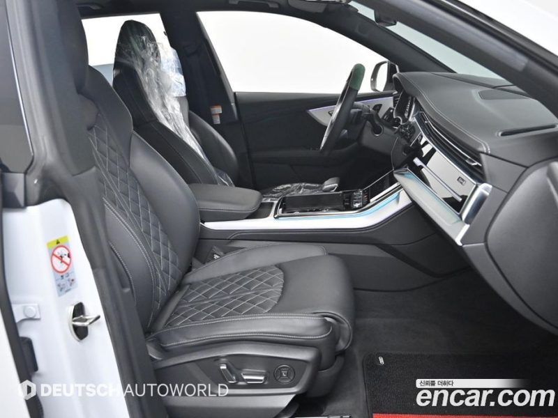 Audi Q8 55 TFSI Quattro Premium