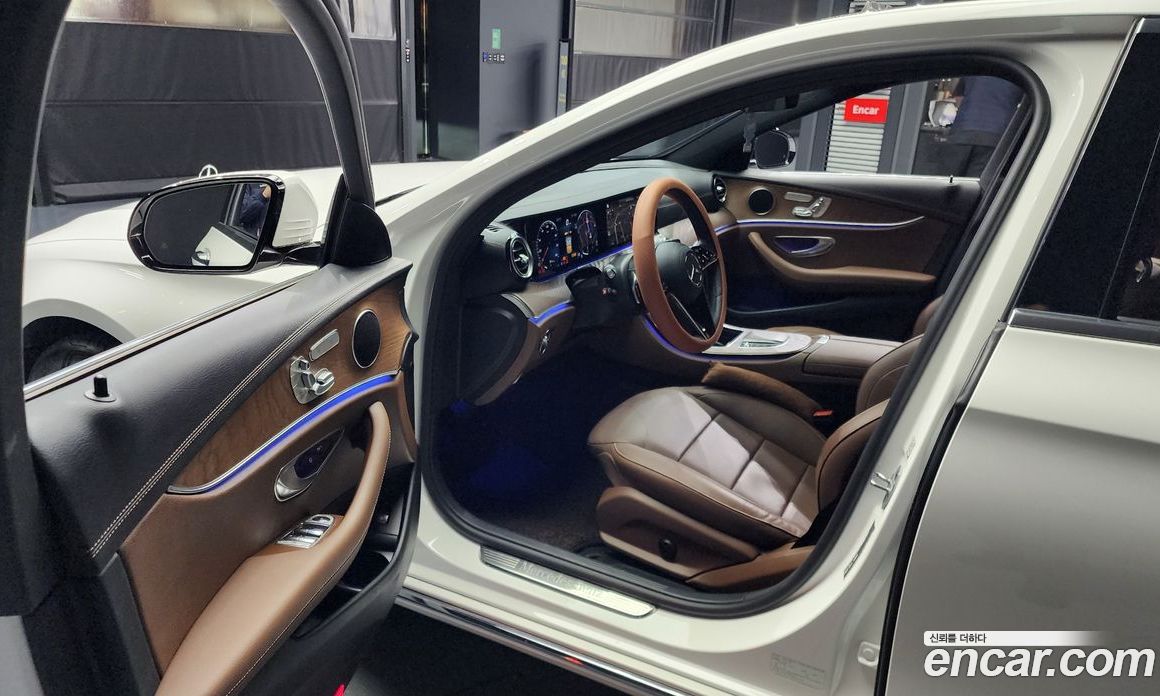 Mercedes Benz E-Class E250 Exclusive