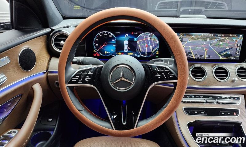 Mercedes Benz E-Class E250 Exclusive