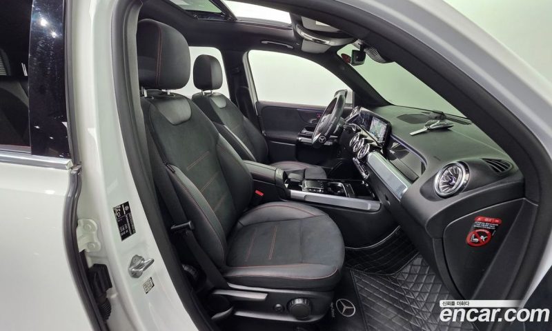 Mercedes Benz GLB-Class GLB250 4MATIC