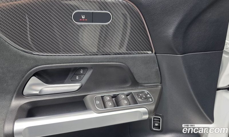 Mercedes Benz GLB-Class GLB250 4MATIC