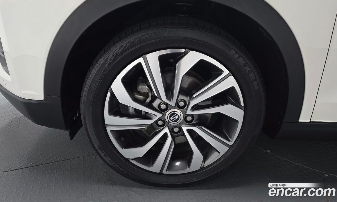 SsangYong Tivoli Gasoline 1.5 2WD