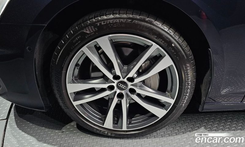 Audi A6 45 TFSI Premium