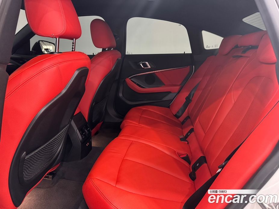 BMW 2-Series i220 M Sports