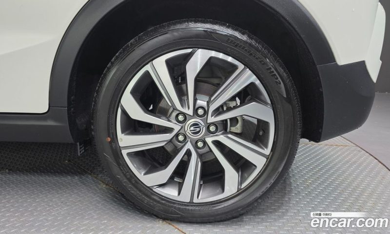 SsangYong Tivoli Gasoline 1.5 2WD
