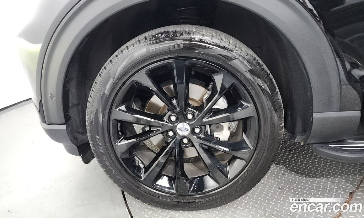 Ford Explorer 3.0 Platinum 4WD