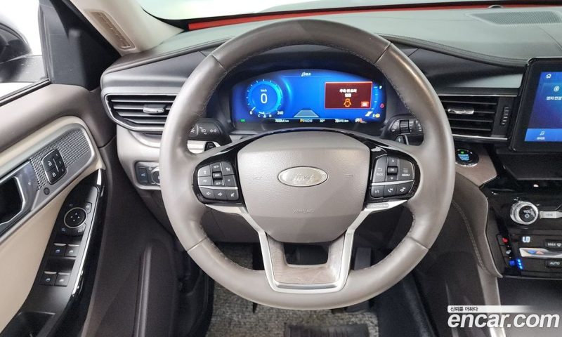 Ford Explorer 3.0 Platinum 4WD