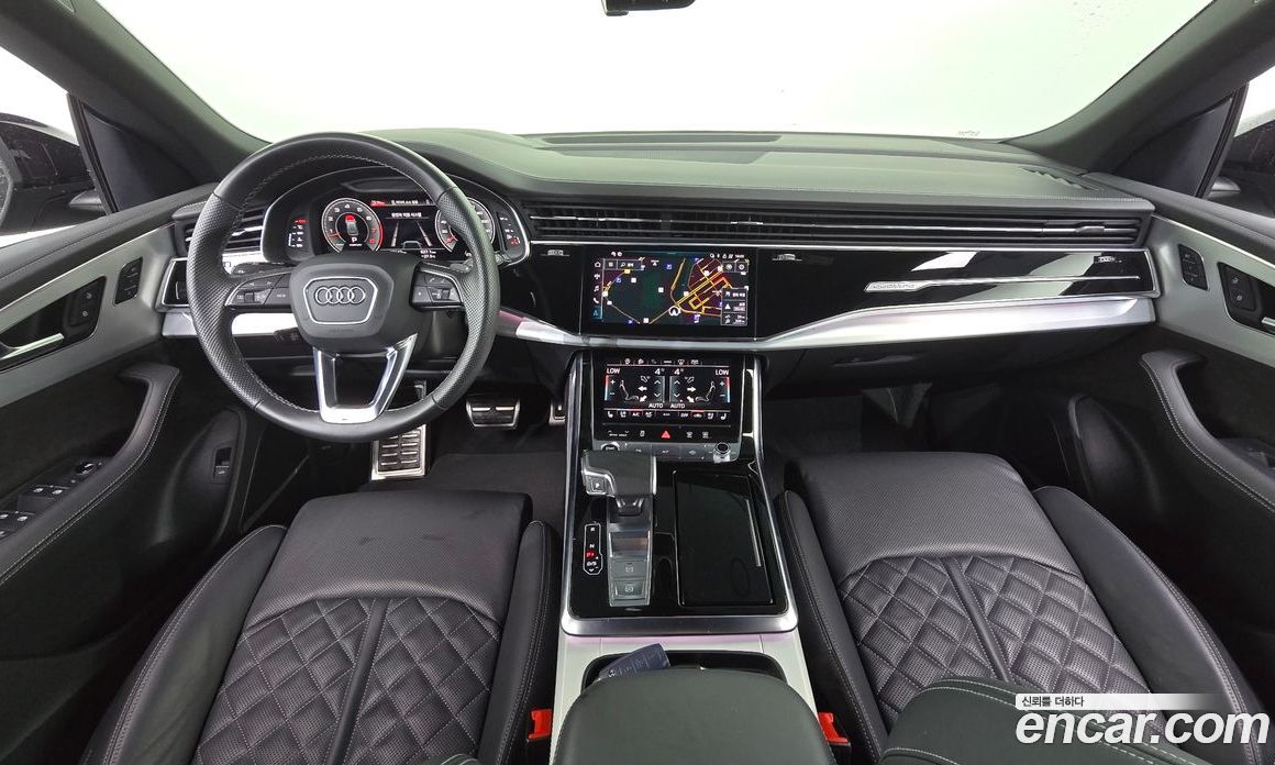 Audi Q8 55 TFSI Quattro Premium