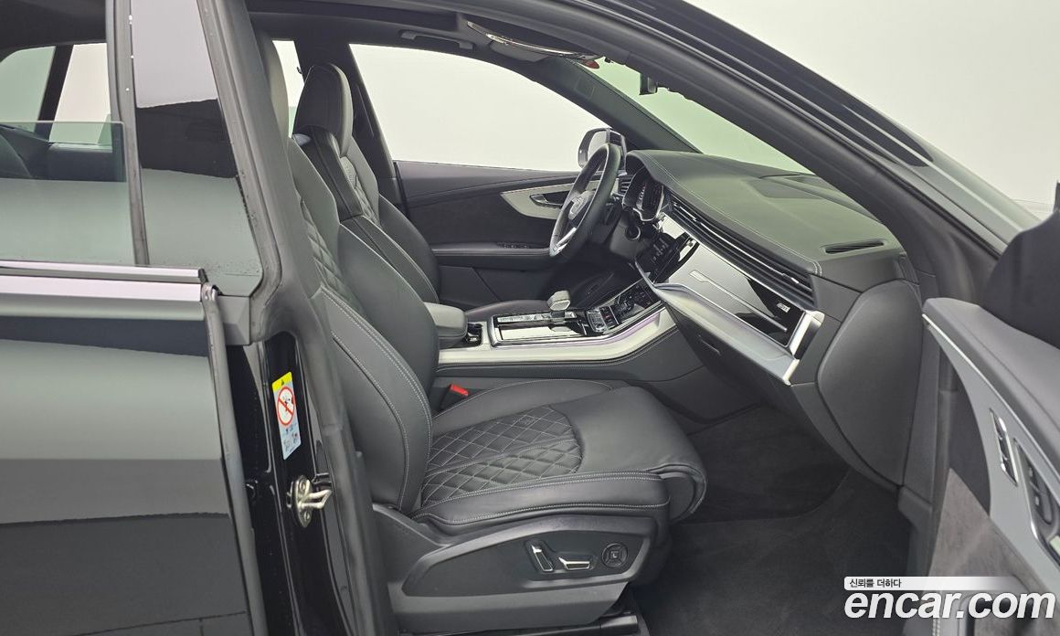 Audi Q8 55 TFSI Quattro Premium