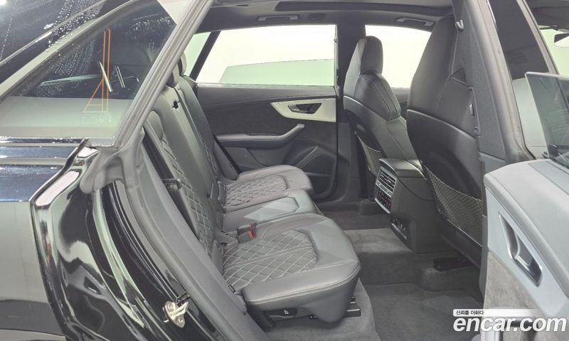 Audi Q8 55 TFSI Quattro Premium