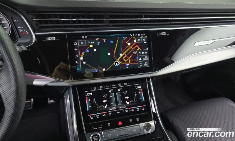 Audi Q8 55 TFSI Quattro Premium