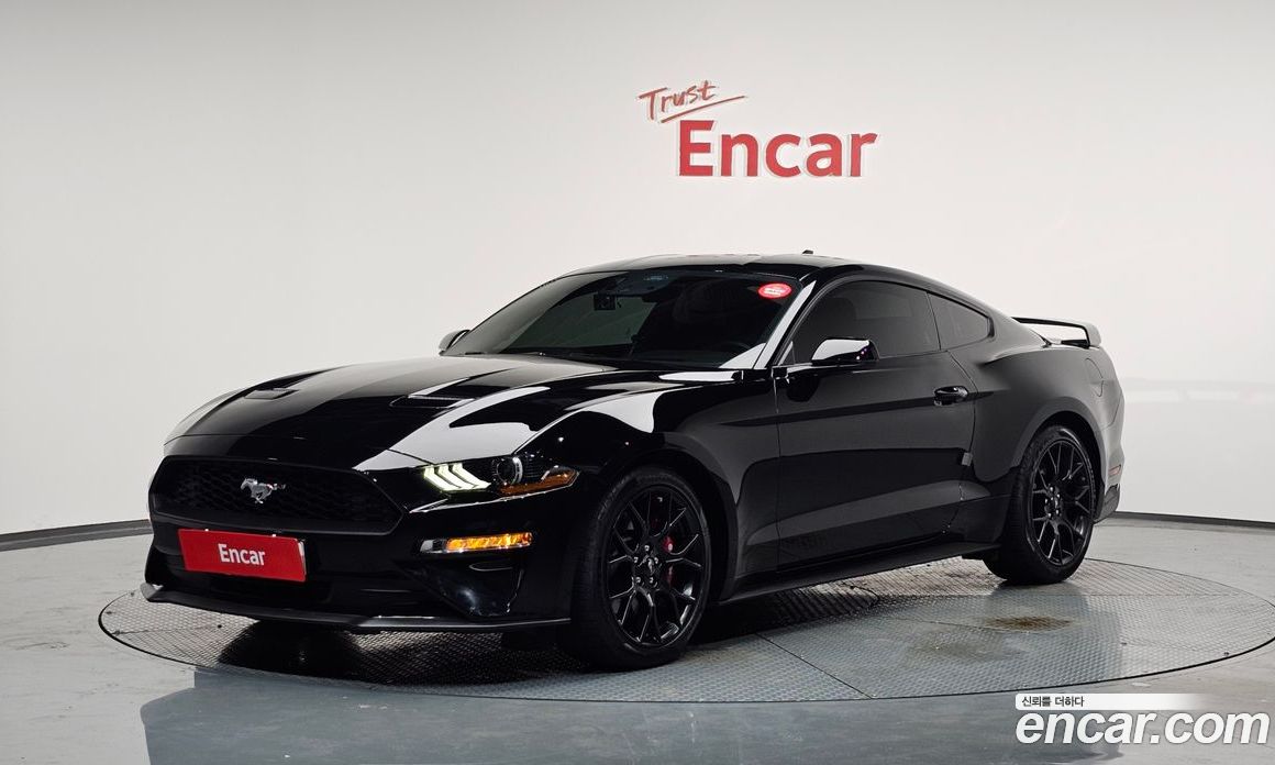 Ford Mustang Coupe