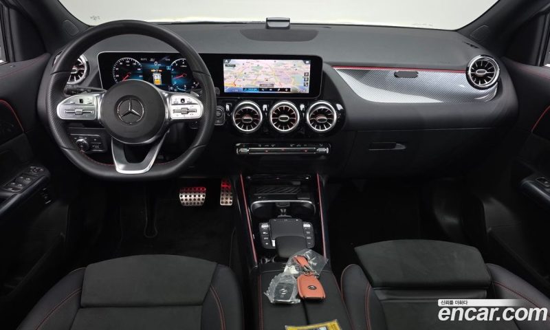 Mercedes Benz GLA-Class GLA250 4MATIC