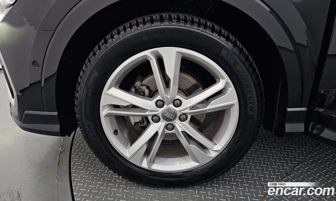 Audi Q3 35 TDI Premium Sportback