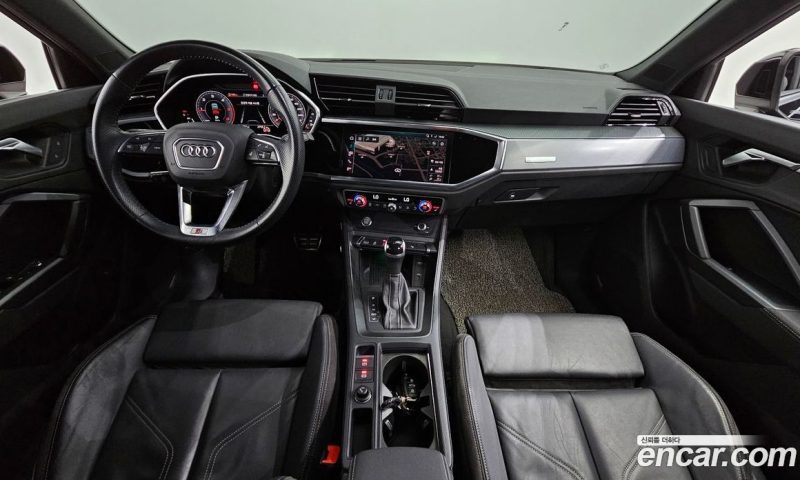 Audi Q3 35 TDI Premium Sportback
