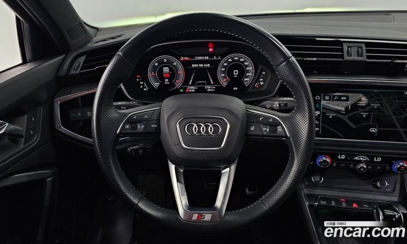 Audi Q3 35 TDI Premium Sportback