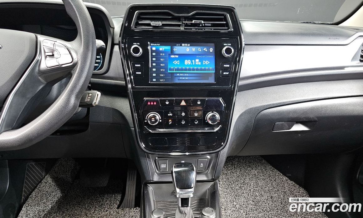 SsangYong Tivoli Gasoline 1.5 2WD