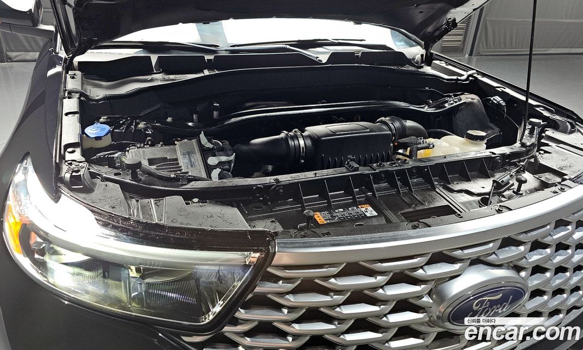 Ford Explorer 3.0 Platinum 4WD