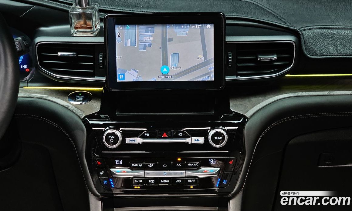 Ford Explorer 3.0 Platinum 4WD