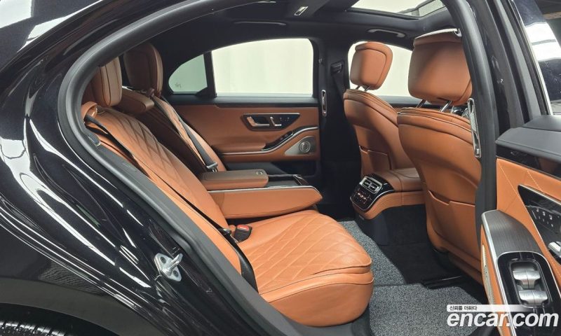 Mercedes Benz S-Class S400 D 4MATIC