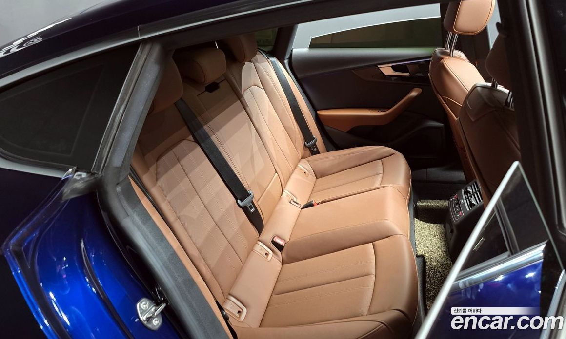 Audi A5 40 TFSI Quattro Premium Sportback