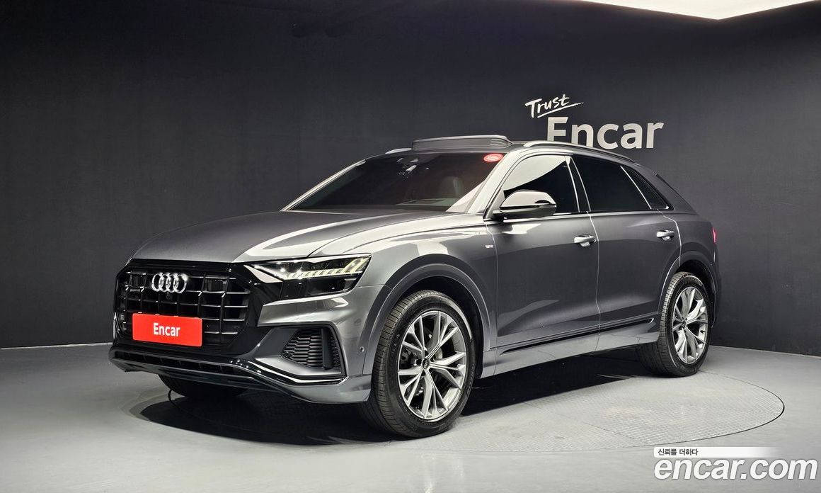 Audi Q8 55 TFSI Quattro Premium
