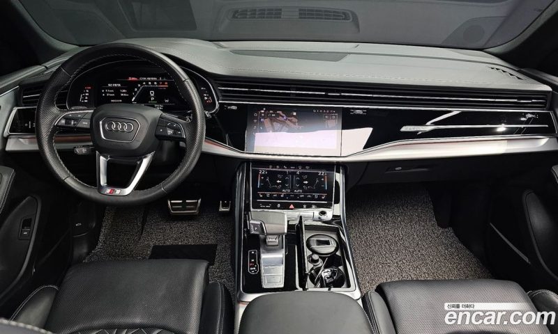 Audi Q8 55 TFSI Quattro Premium