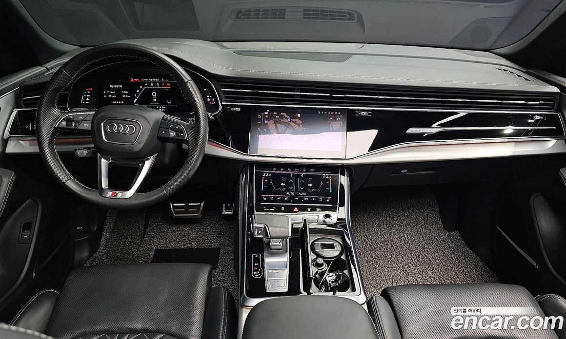 Audi Q8 55 TFSI Quattro Premium
