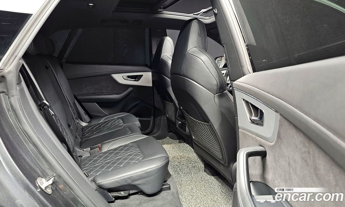 Audi Q8 55 TFSI Quattro Premium