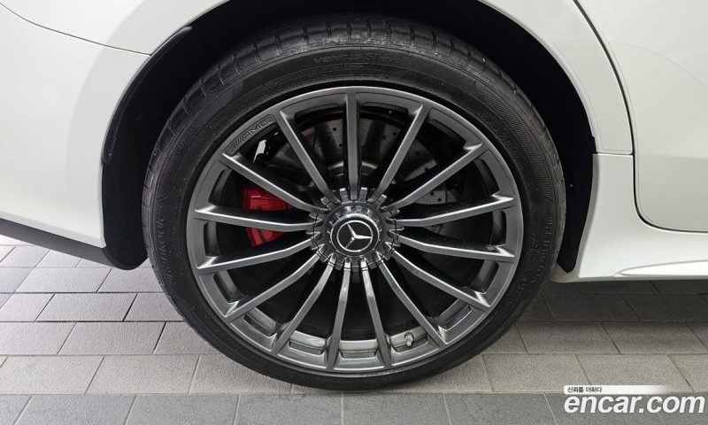 Mercedes Benz AMG GT 4Door 43 4MATIC+