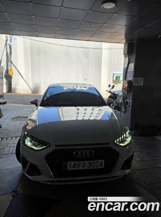 Audi A4 35 TDI Premium