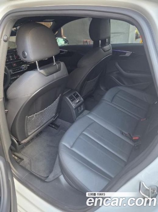 Audi A4 35 TDI Premium