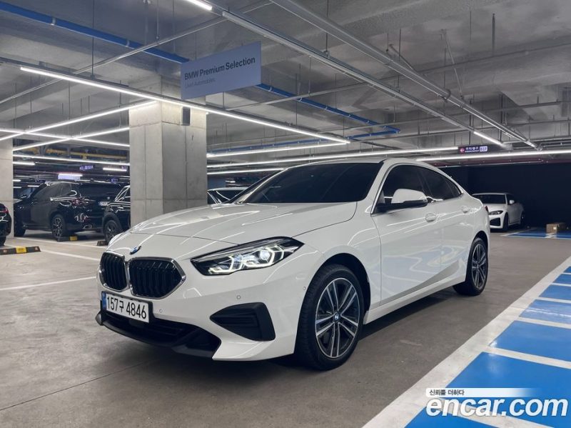 BMW 2-Series i220 Advantage