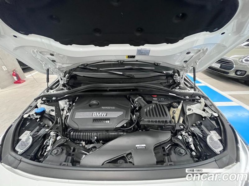 BMW 2-Series i220 Advantage